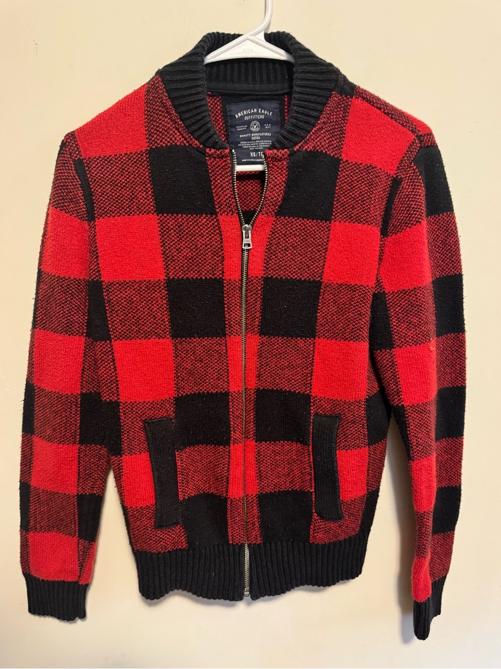 American Eagle Outfitters Red & Black Buffalo Plaid Zip-Up Sweater